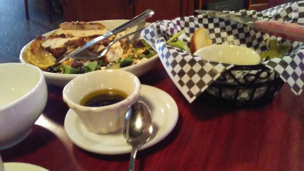 Greek Salad with Chicken